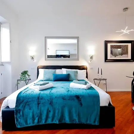 Pantheon Amazing Jacuzzi شقة *